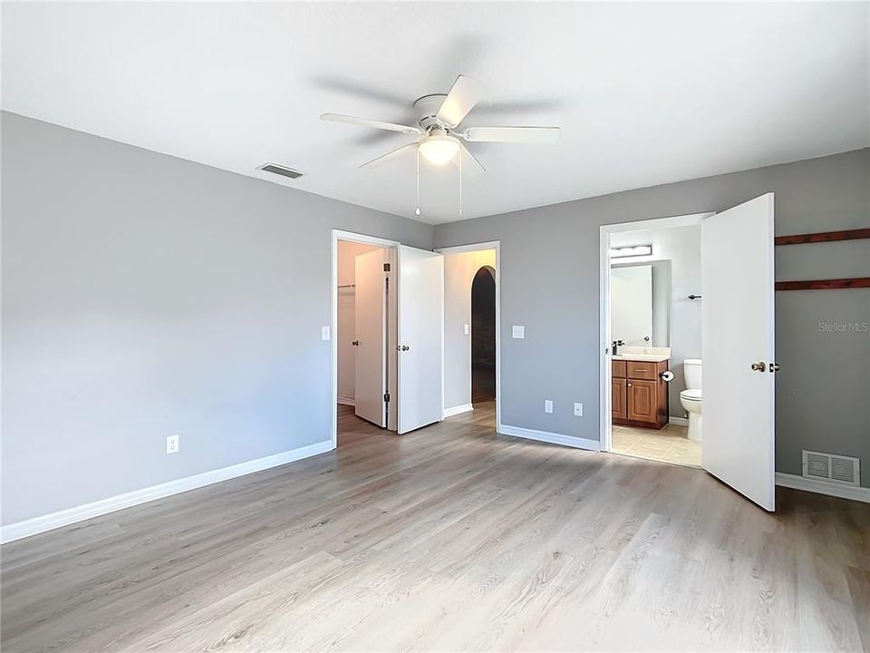 For Sale: $365,000 (3 beds, 2 baths, 2177 Square Feet)