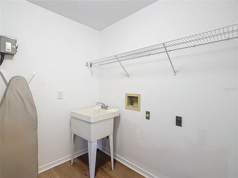 For Sale: $365,000 (3 beds, 2 baths, 2177 Square Feet)