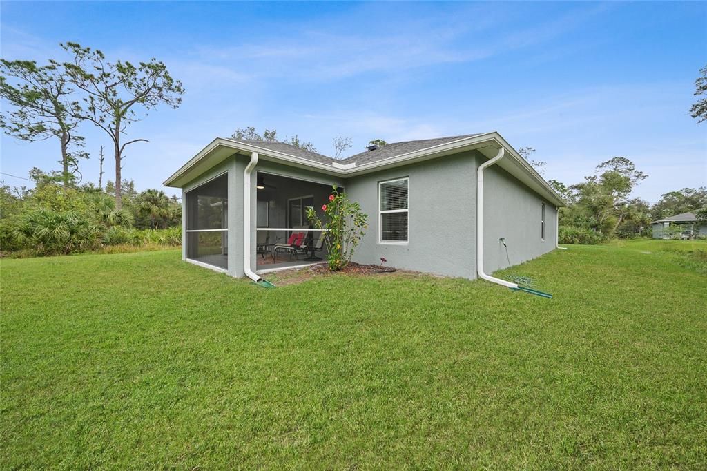 For Sale: $349,900 (3 beds, 2 baths, 1637 Square Feet)