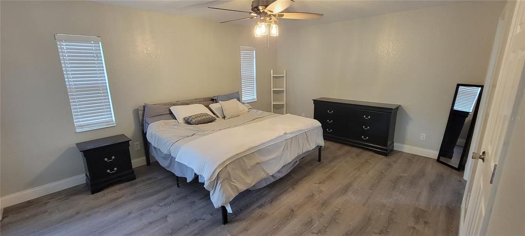 For Rent: $2,000 (3 beds, 2 baths, 1418 Square Feet)