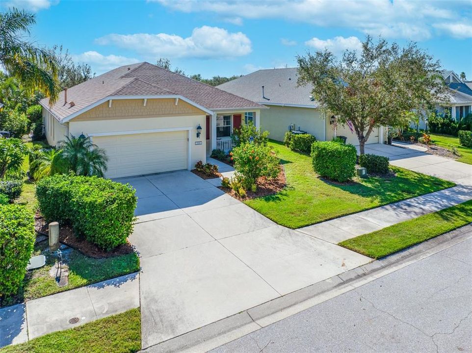 For Sale: $629,900 (4 beds, 2 baths, 2022 Square Feet)