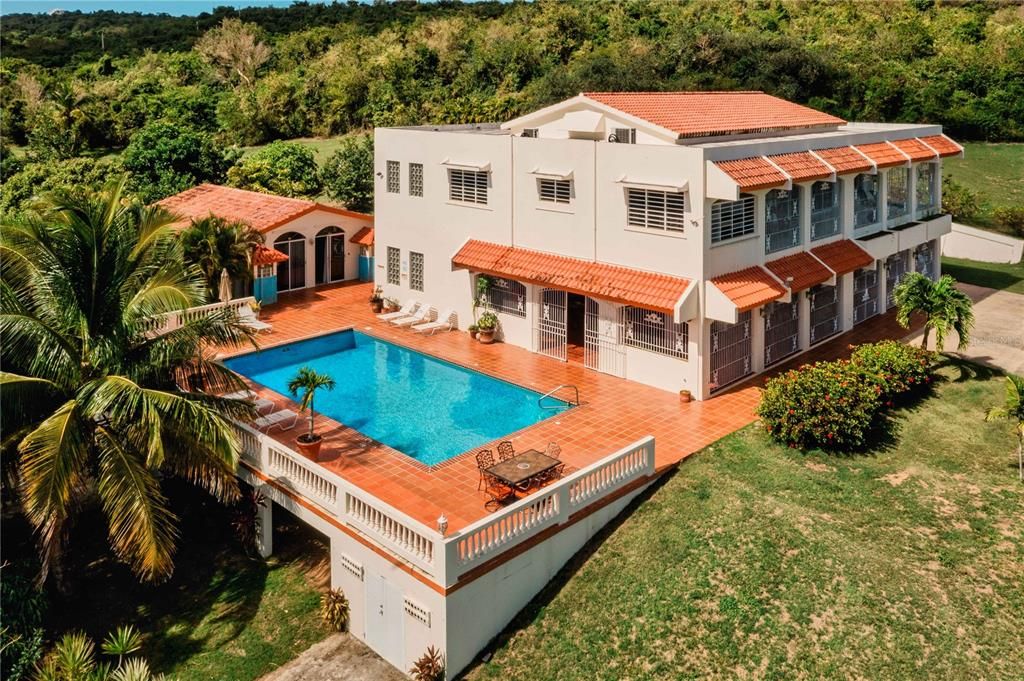 Recently Sold: $1,499,000 (5 beds, 4 baths, 8795 Square Feet)