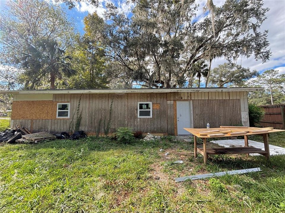 For Sale: $79,500 (2 beds, 2 baths, 790 Square Feet)