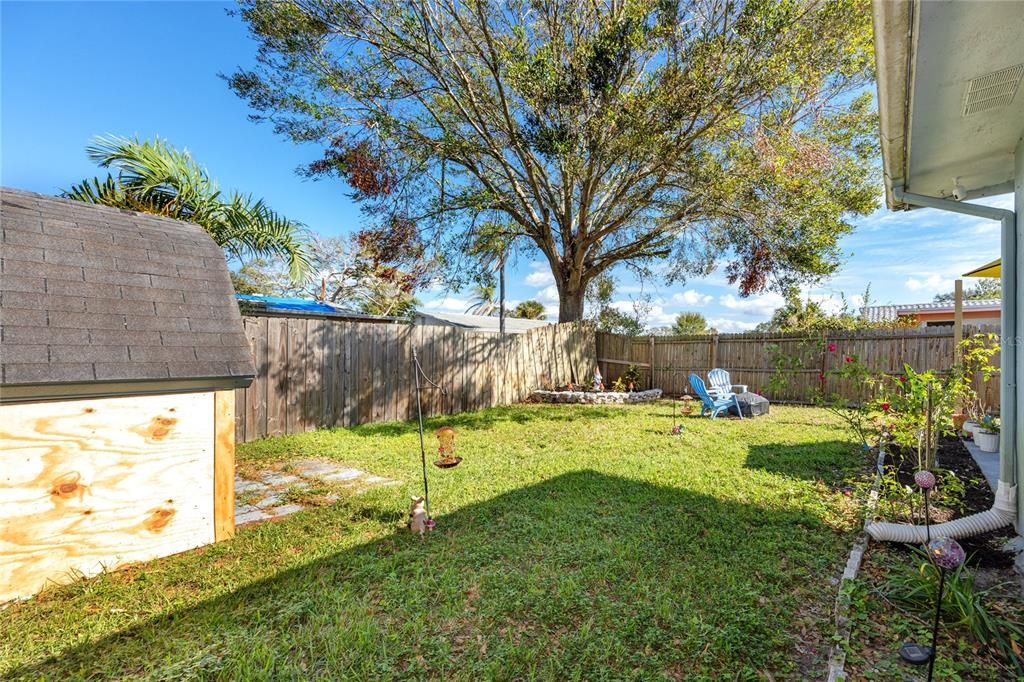 For Sale: $420,000 (3 beds, 2 baths, 1353 Square Feet)