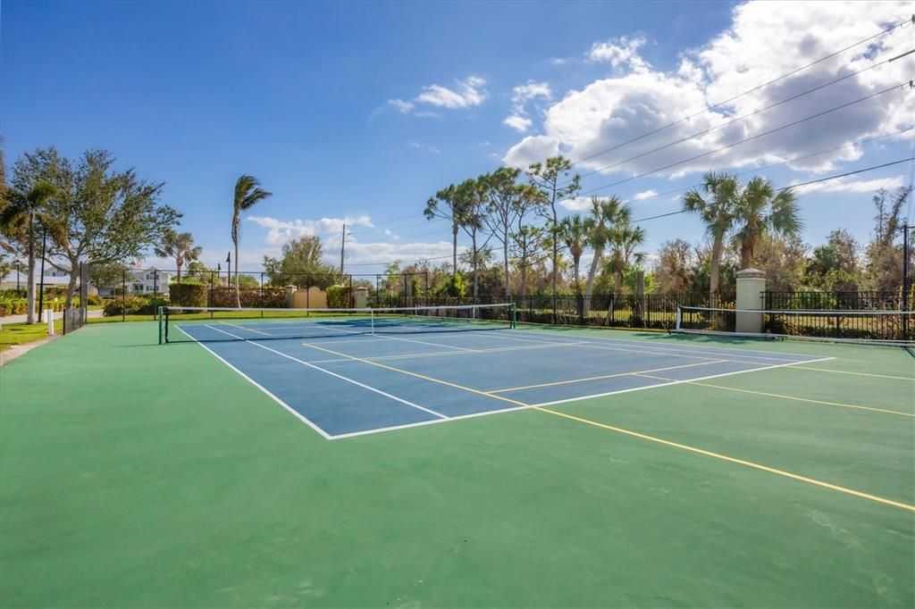 Tennis/Pickleball Court!