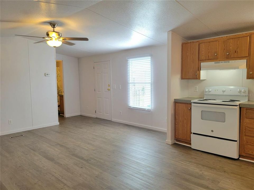 For Rent: $1,800 (2 beds, 2 baths, 1196 Square Feet)