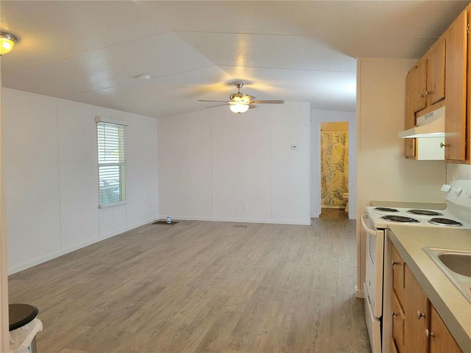 For Rent: $1,800 (2 beds, 2 baths, 1196 Square Feet)