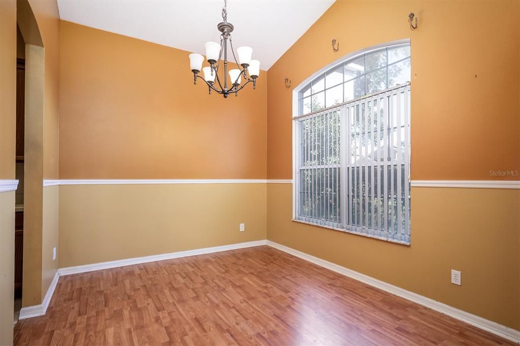 dining room leads to kitchen