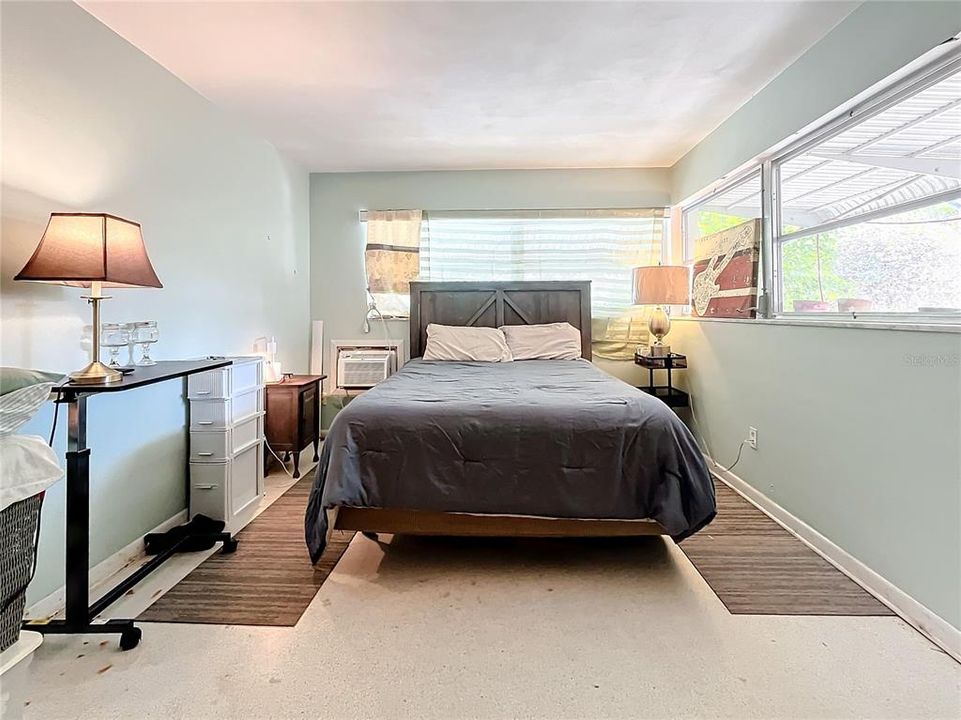 For Sale: $425,000 (2 beds, 2 baths, 1702 Square Feet)