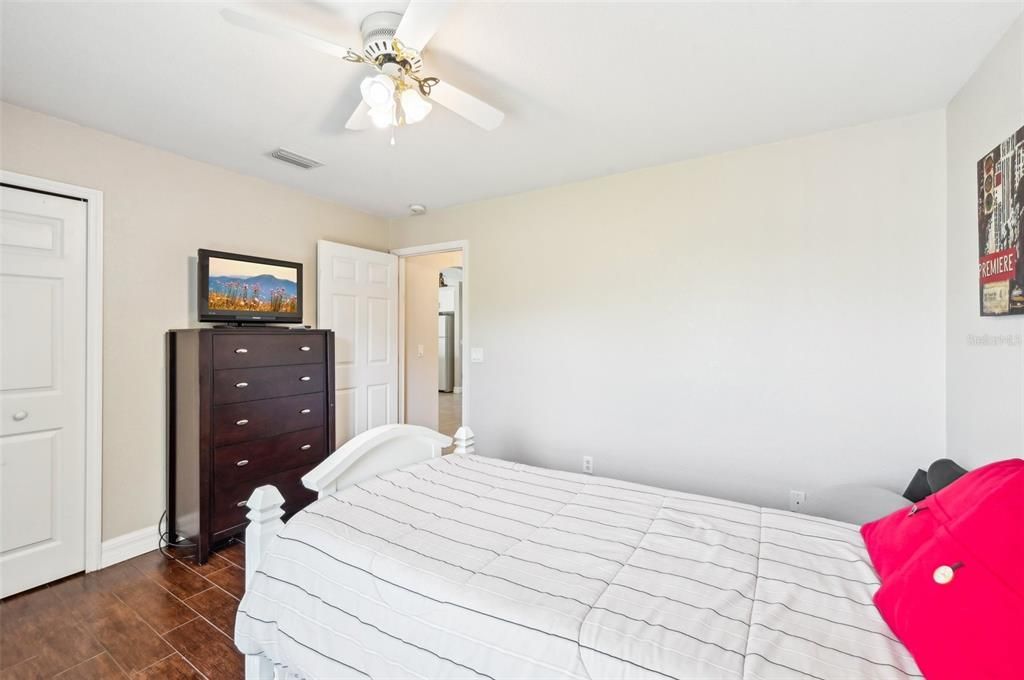 For Sale: $418,000 (3 beds, 2 baths, 2000 Square Feet)