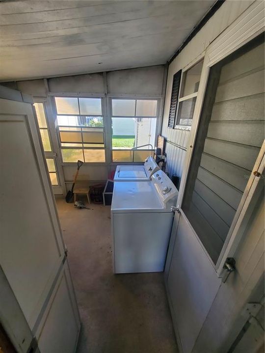 For Sale: $75,000 (2 beds, 1 baths, 528 Square Feet)