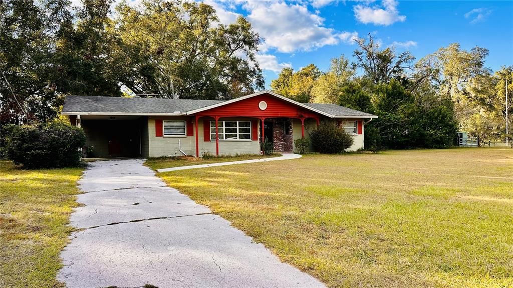 For Sale: $258,000 (3 beds, 2 baths, 1424 Square Feet)