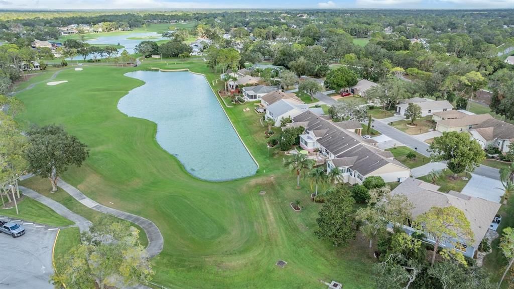 10th Tee on the Lakes course