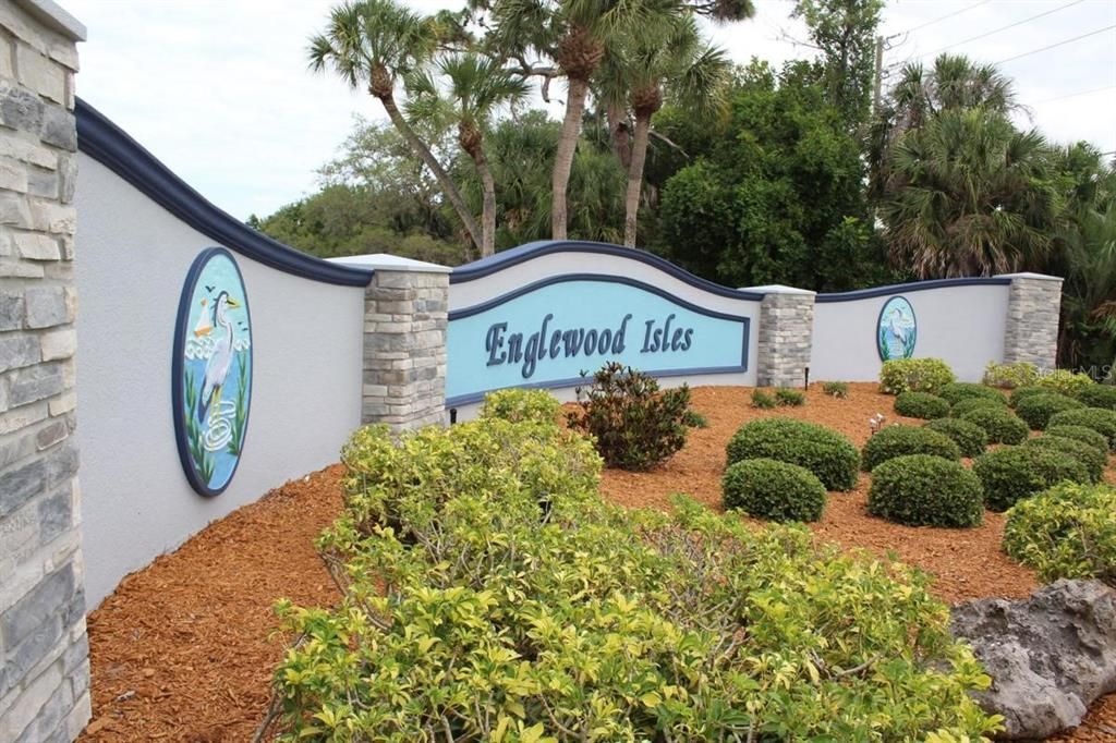 Englewood Isles entrance