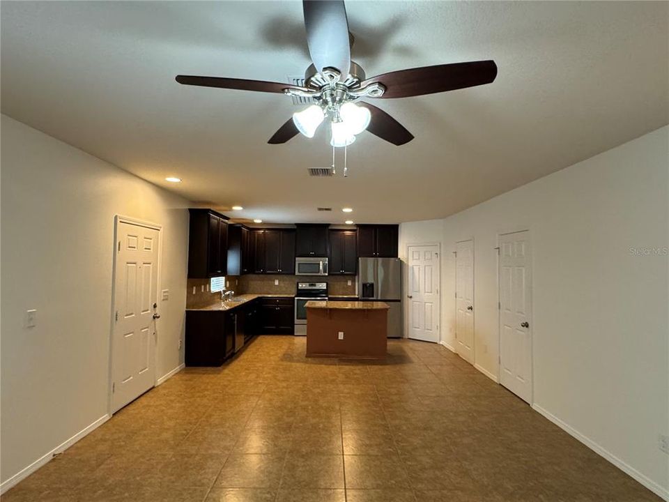 For Rent: $2,000 (2 beds, 2 baths, 1320 Square Feet)