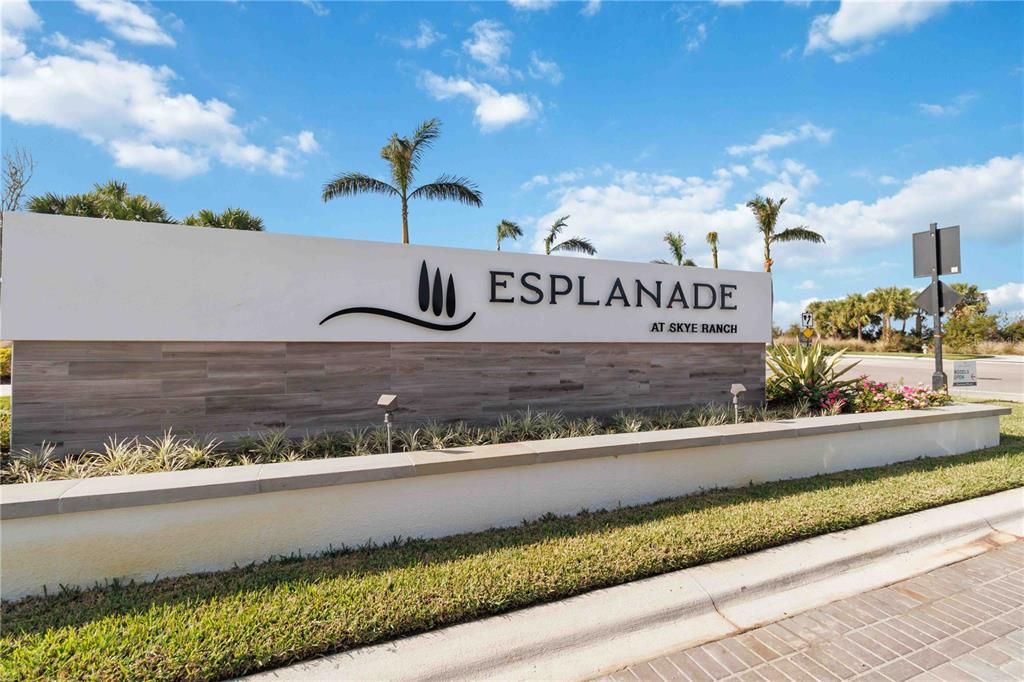 En Venta: $839,900 (3 camas, 3 baños, 2405 Pies cuadrados)