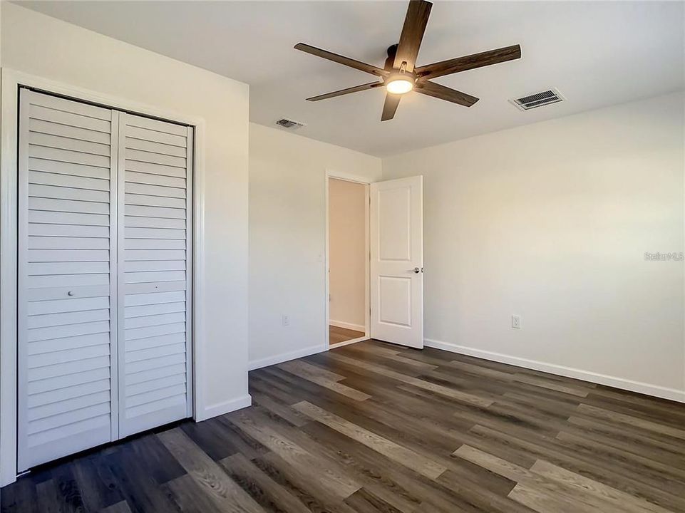 For Rent: $1,600 (2 beds, 1 baths, 728 Square Feet)