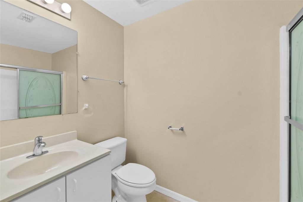 For Sale: $279,900 (3 beds, 2 baths, 1367 Square Feet)