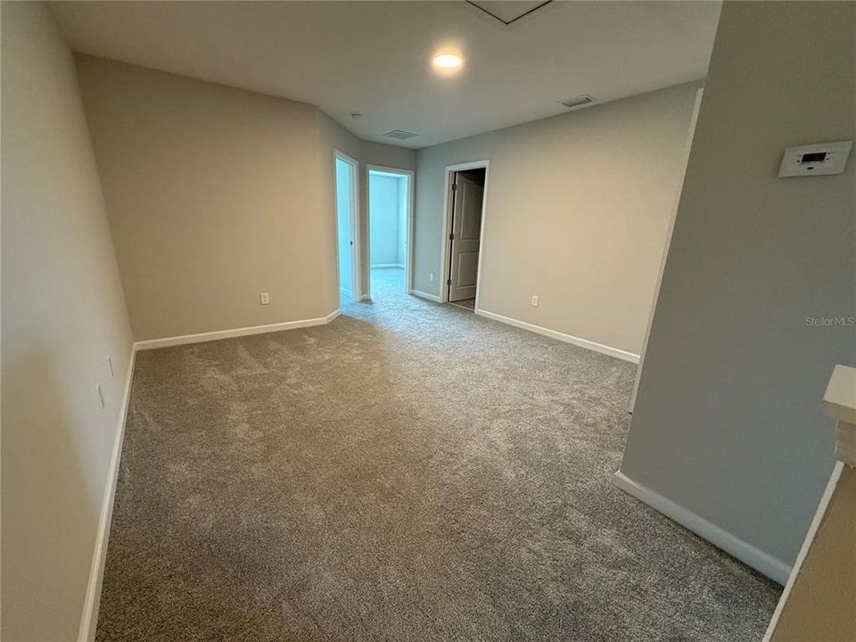 For Rent: $2,700 (3 beds, 2 baths, 1666 Square Feet)