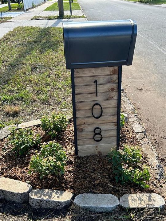 Custom Mailbox