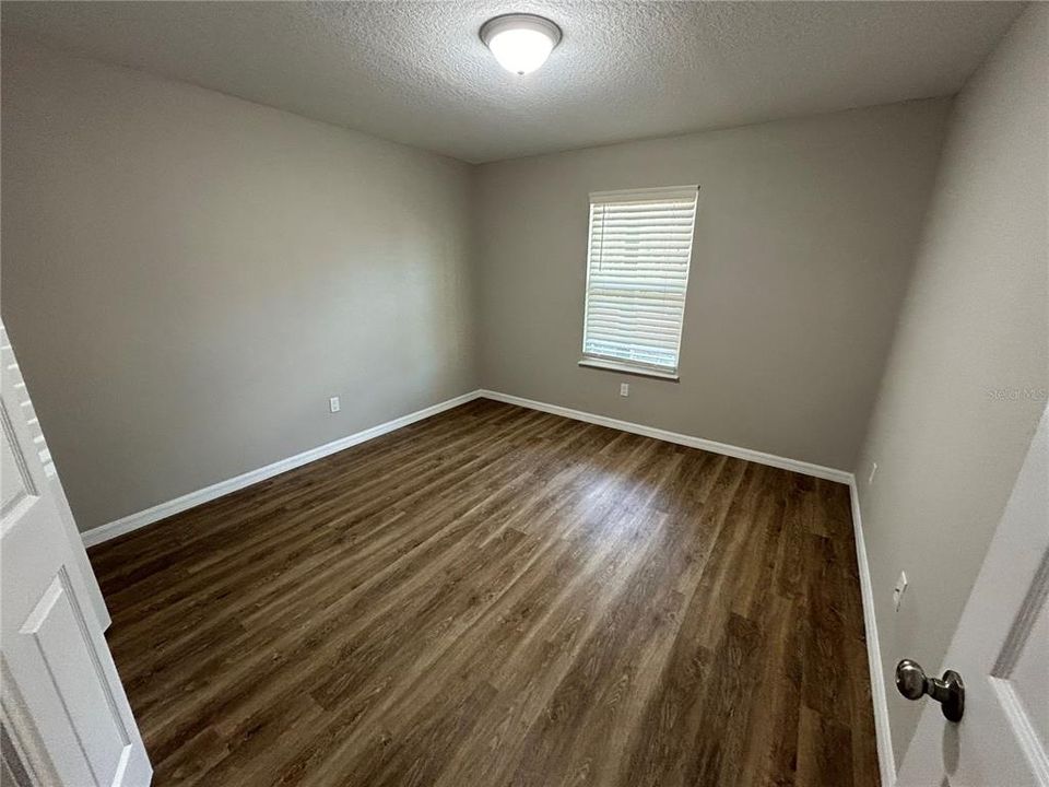 For Rent: $1,650 (2 beds, 1 baths, 1164 Square Feet)