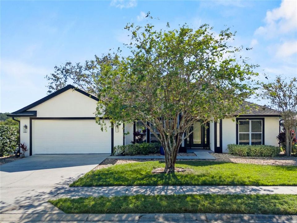 For Sale: $499,000 (3 beds, 2 baths, 2337 Square Feet)