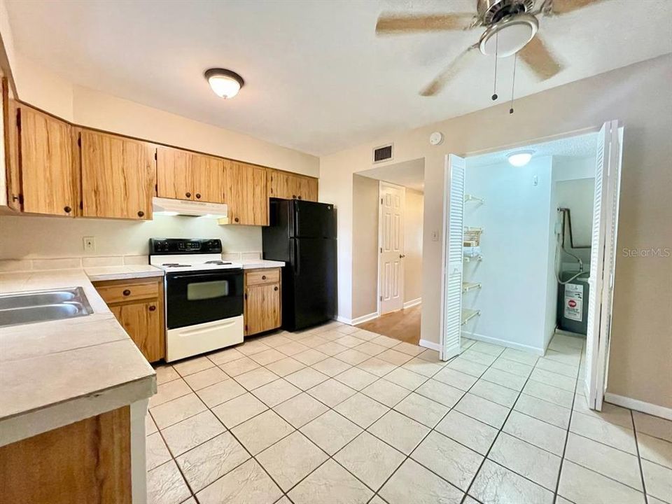 For Rent: $1,550 (2 beds, 2 baths, 1032 Square Feet)