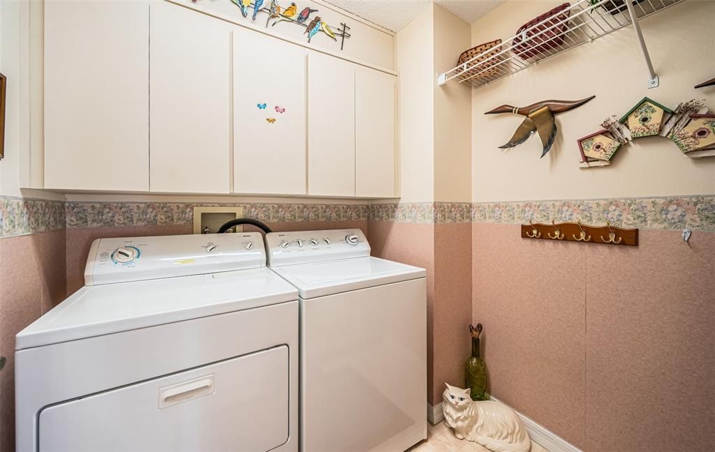 For Sale: $359,900 (2 beds, 2 baths, 1642 Square Feet)