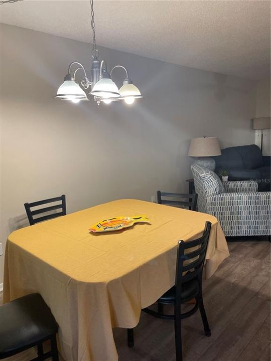 For Rent: $3,000 (2 beds, 2 baths, 910 Square Feet)