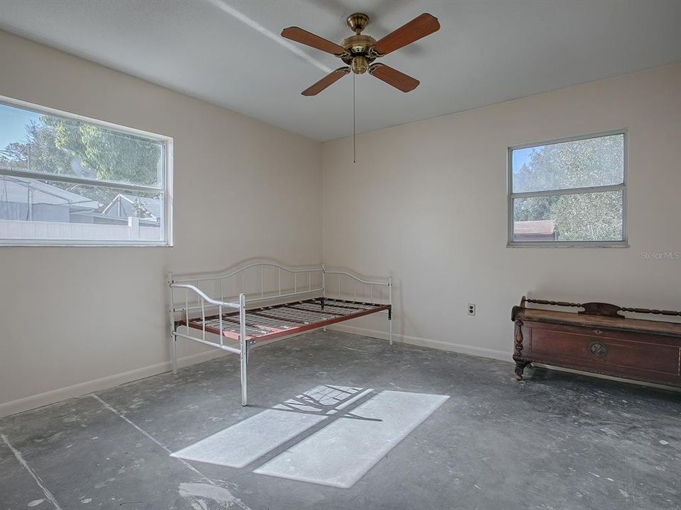 For Sale: $314,900 (3 beds, 2 baths, 1442 Square Feet)