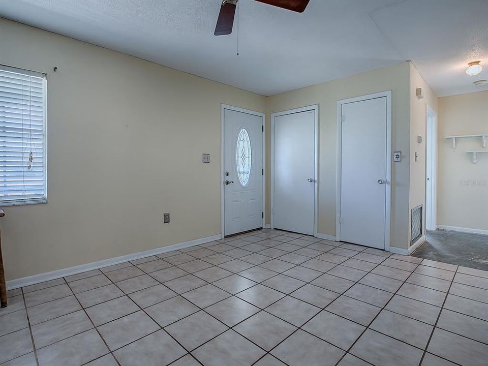 For Sale: $314,900 (3 beds, 2 baths, 1442 Square Feet)