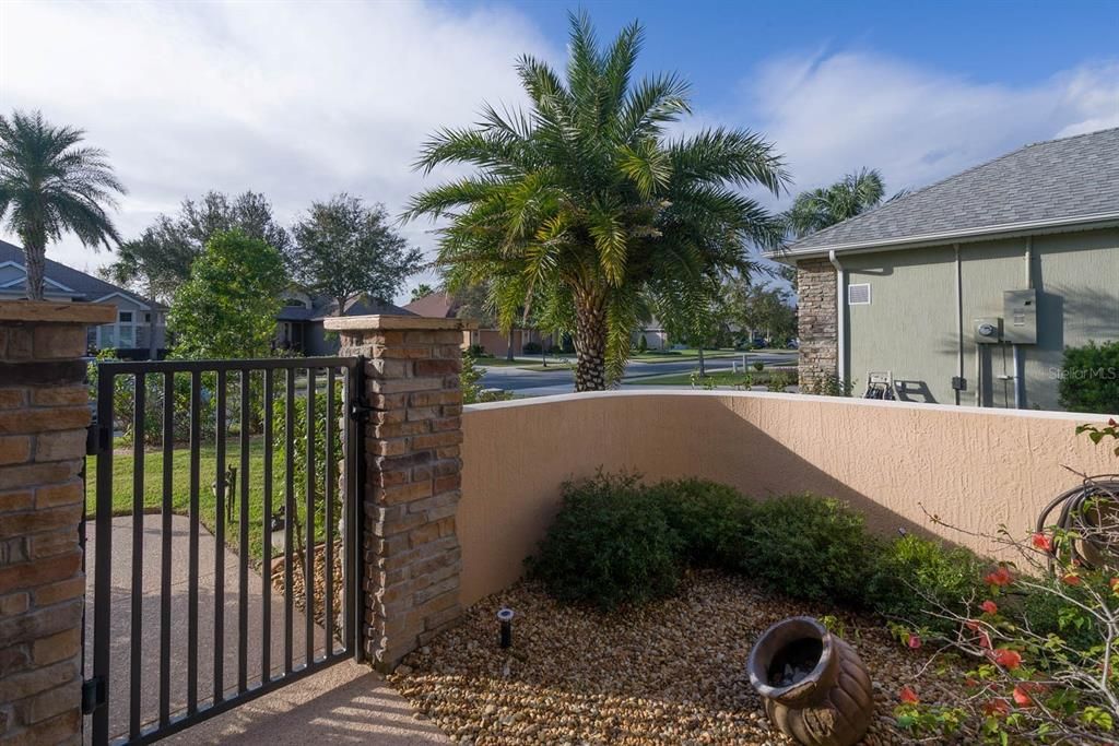 GATED FRONT ENTRY