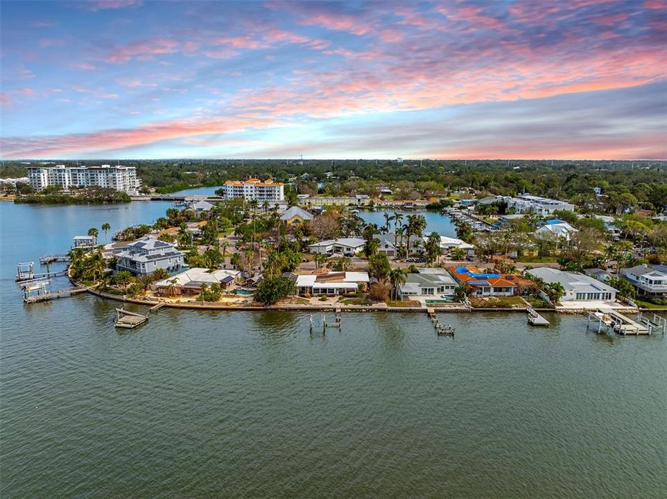 For Sale: $2,350,000 (3 beds, 3 baths, 2374 Square Feet)