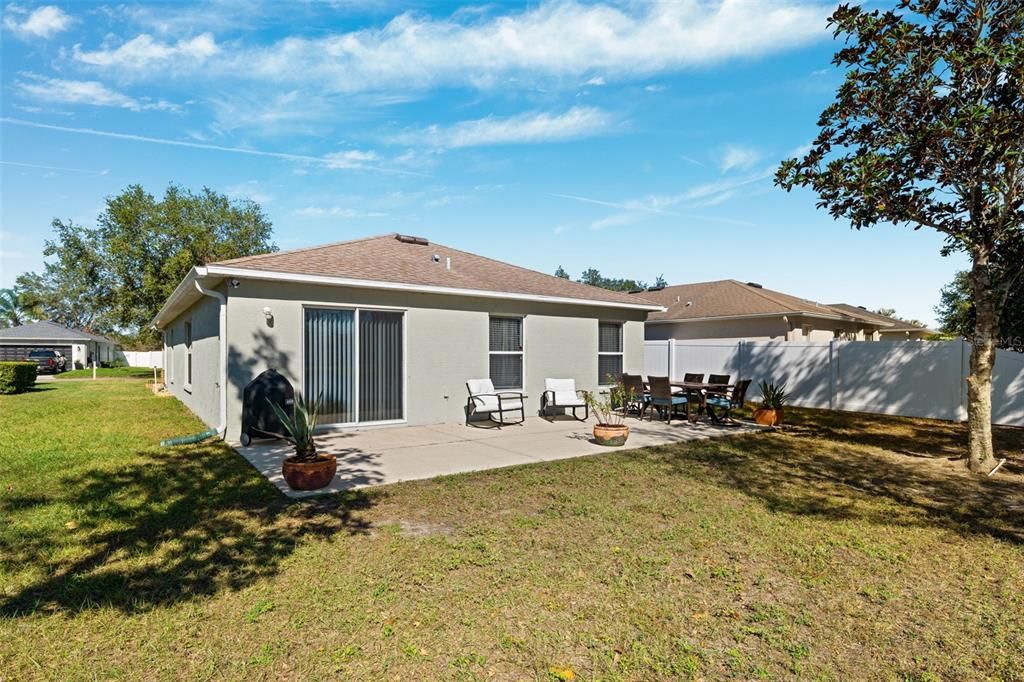 Active With Contract: $319,000 (4 beds, 2 baths, 1484 Square Feet)