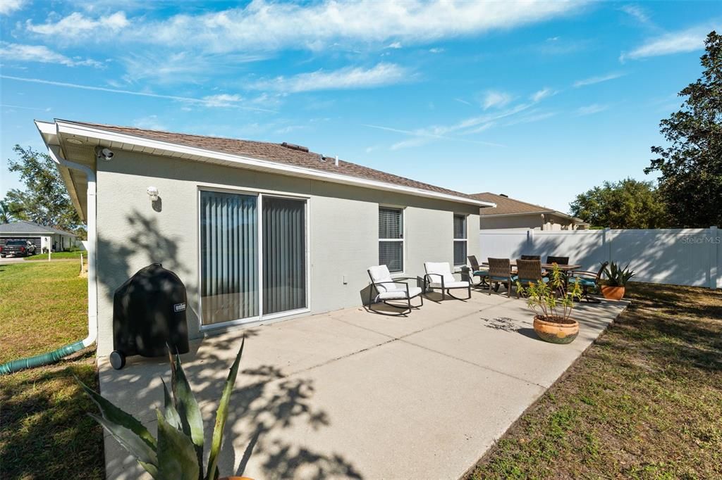 Active With Contract: $319,000 (4 beds, 2 baths, 1484 Square Feet)