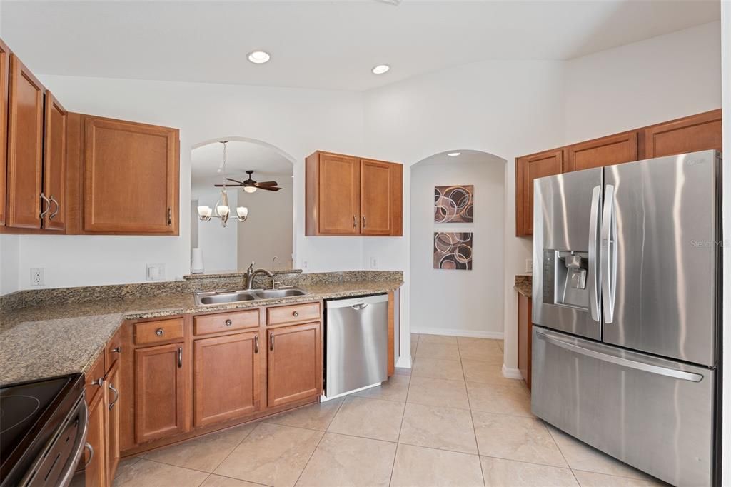 Active With Contract: $319,000 (4 beds, 2 baths, 1484 Square Feet)