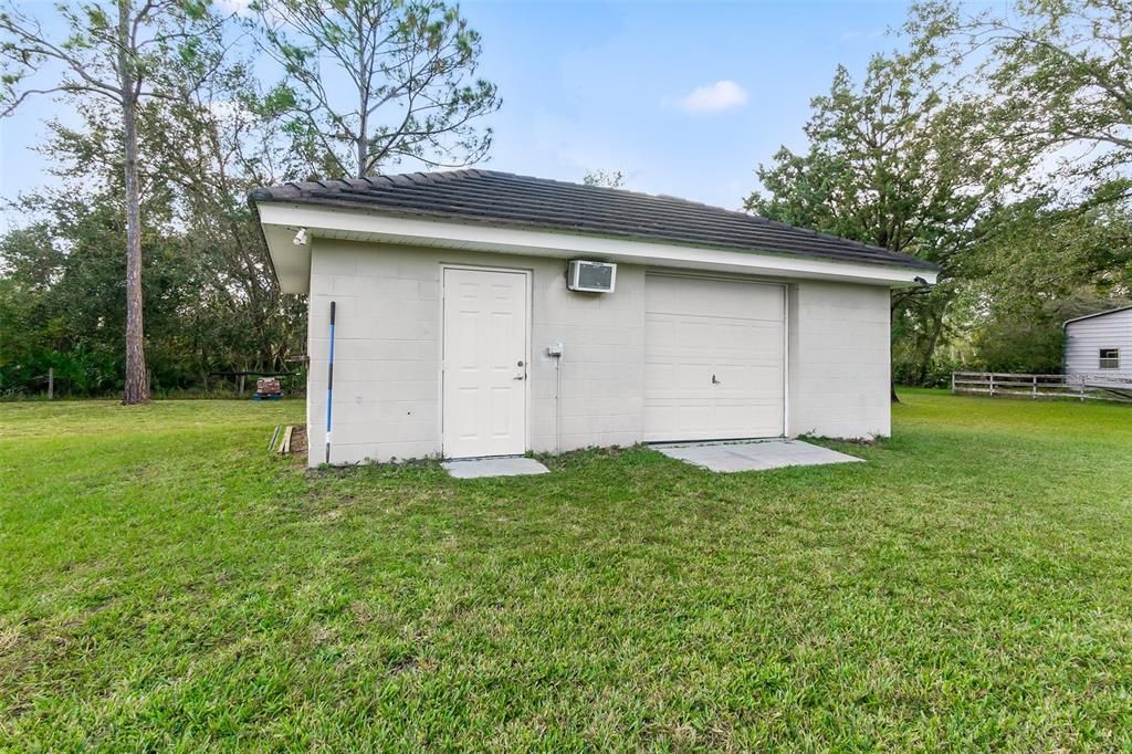 For Sale: $496,200 (3 beds, 2 baths, 1587 Square Feet)