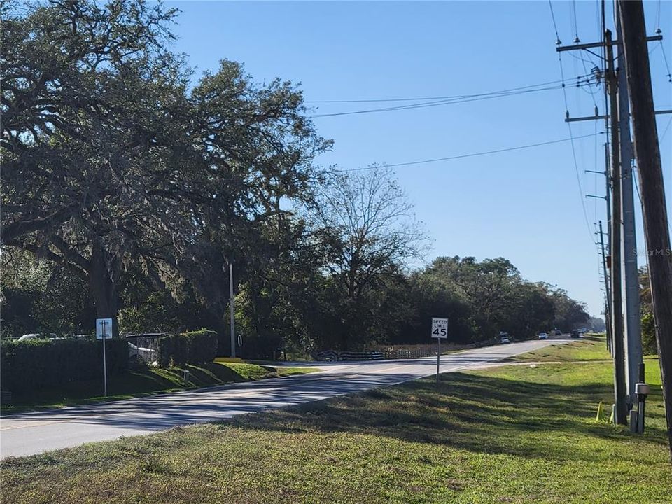 CR 48 LOOKING WESTBOUND