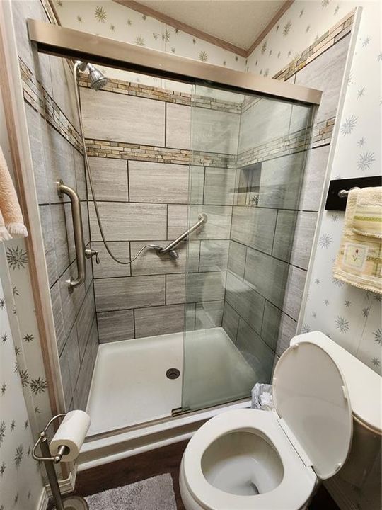 Walk in Shower Bathroom 2