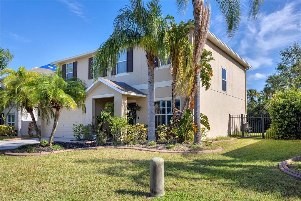 For Sale: $447,000 (4 beds, 2 baths, 2289 Square Feet)