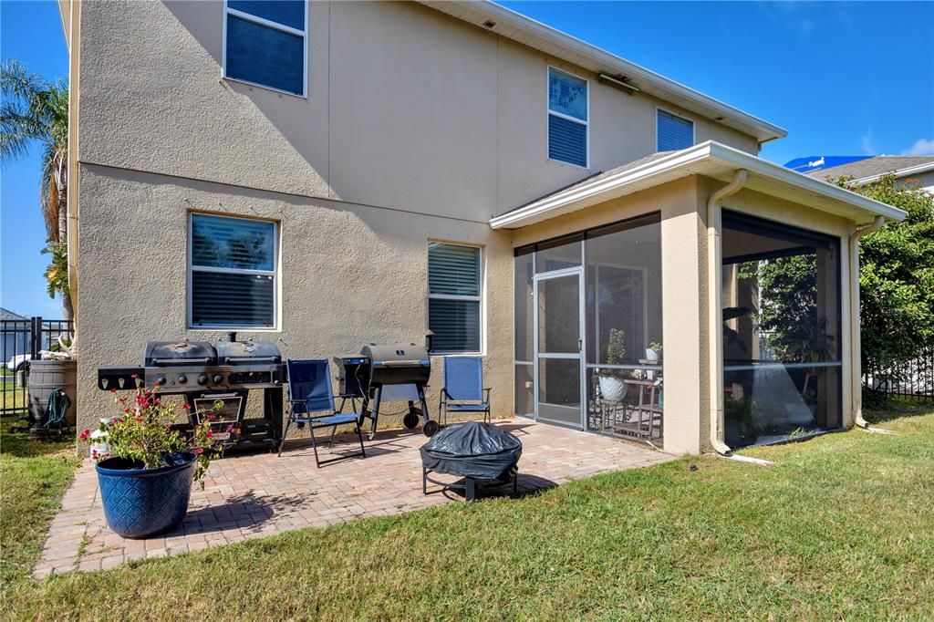 For Sale: $447,000 (4 beds, 2 baths, 2289 Square Feet)