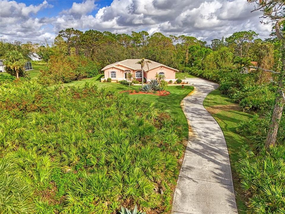 For Sale: $699,900 (3 beds, 2 baths, 2063 Square Feet)