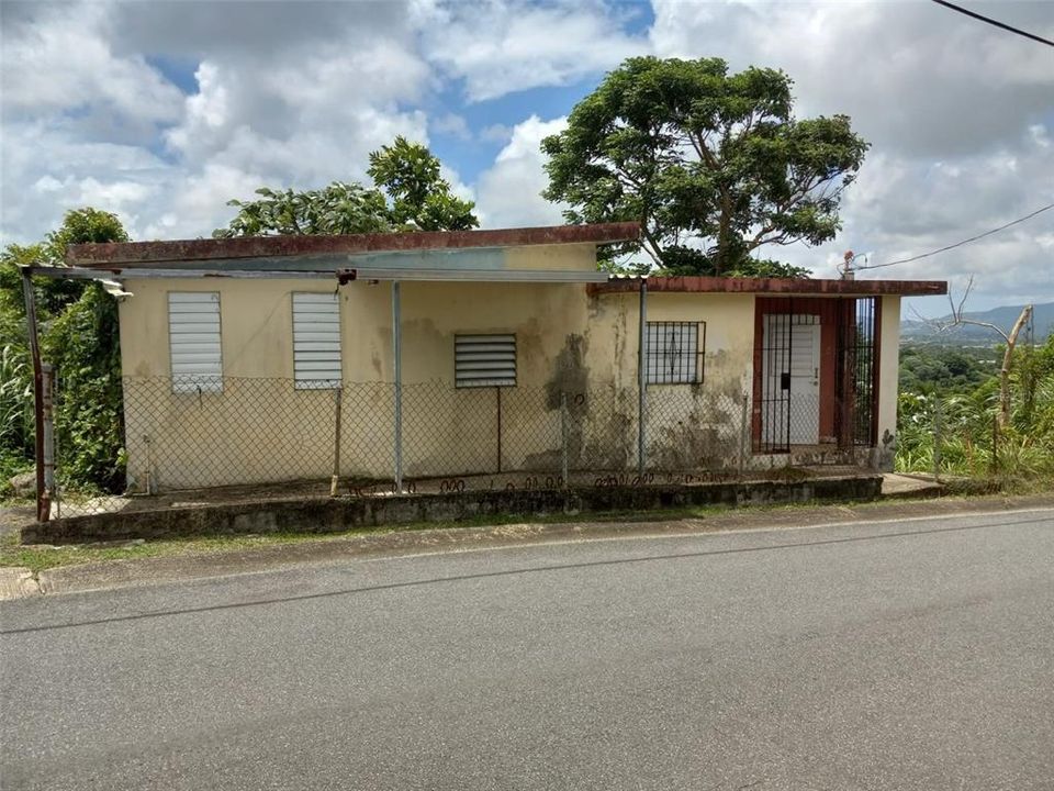 Recently Sold: $30,000 (3 beds, 1 baths, 500 Square Feet)