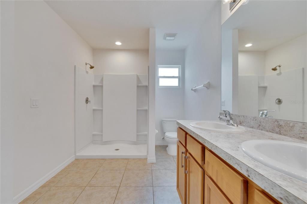 For Sale: $257,000 (3 beds, 2 baths, 1805 Square Feet)