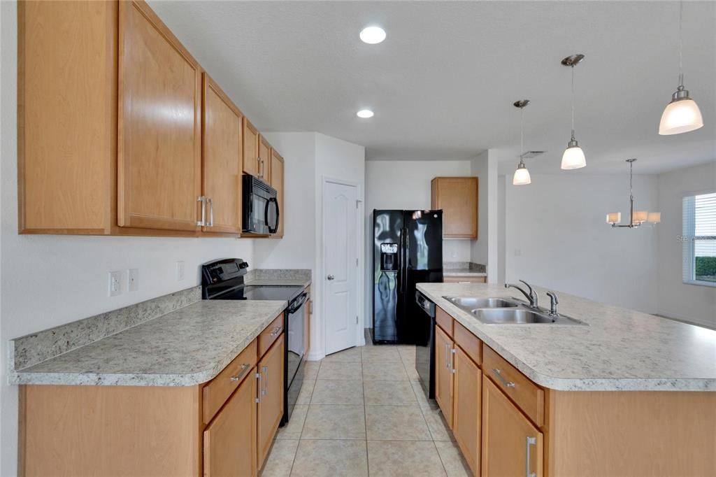 For Sale: $257,000 (3 beds, 2 baths, 1805 Square Feet)