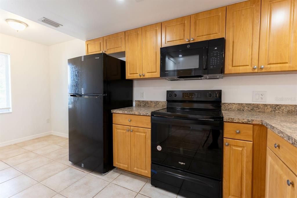 For Rent: $1,700 (2 beds, 2 baths, 1092 Square Feet)