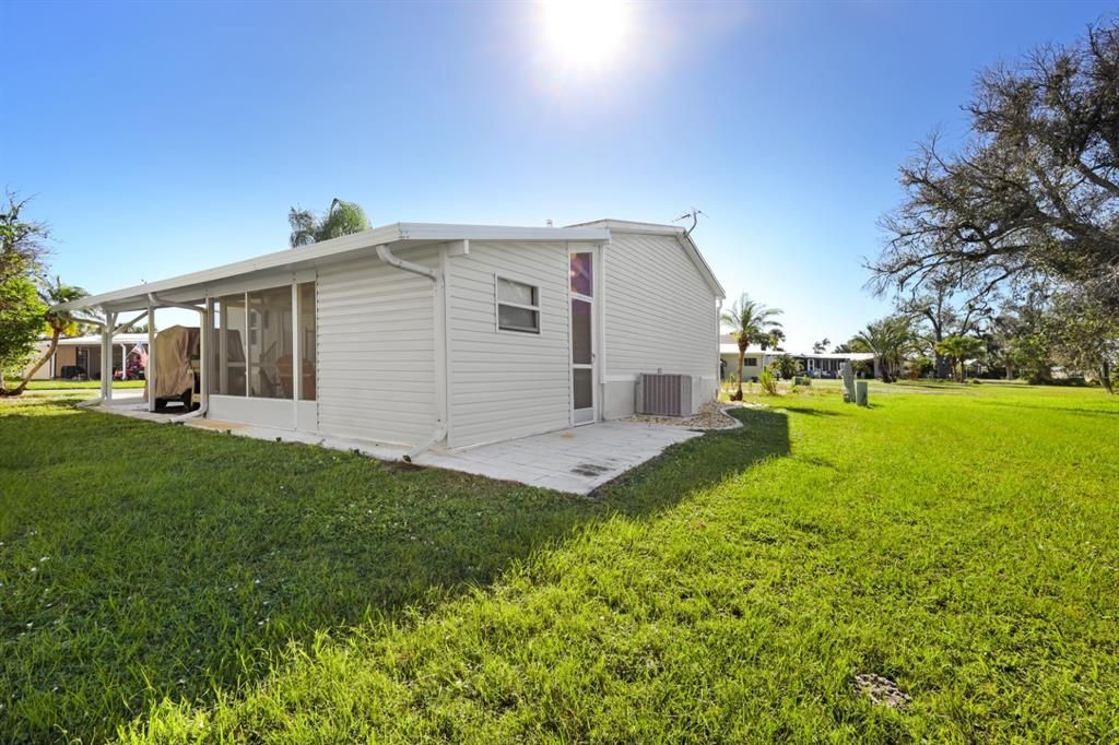 For Sale: $234,000 (2 beds, 2 baths, 1212 Square Feet)