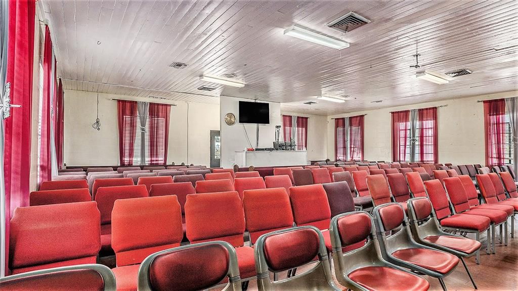 En Venta: $1,150,000 (0 camas, 0 baños, 1963 Pies cuadrados)