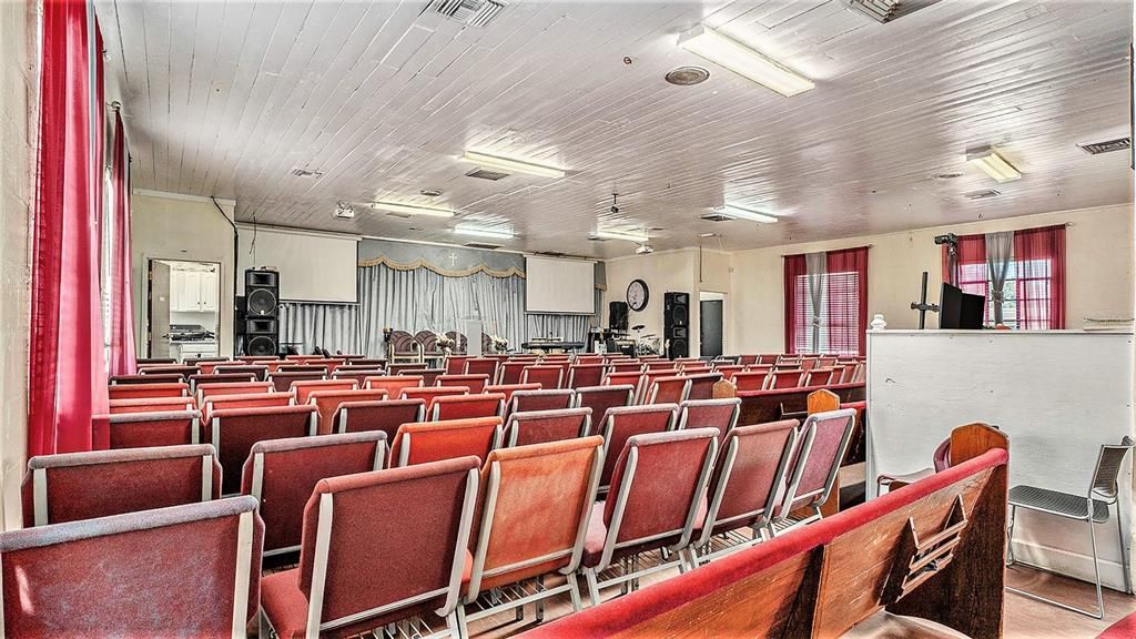 En Venta: $1,150,000 (0 camas, 0 baños, 1963 Pies cuadrados)