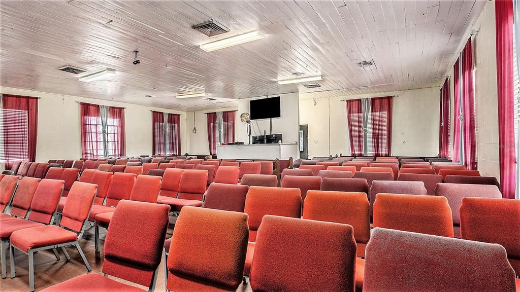 En Venta: $1,150,000 (0 camas, 0 baños, 1963 Pies cuadrados)